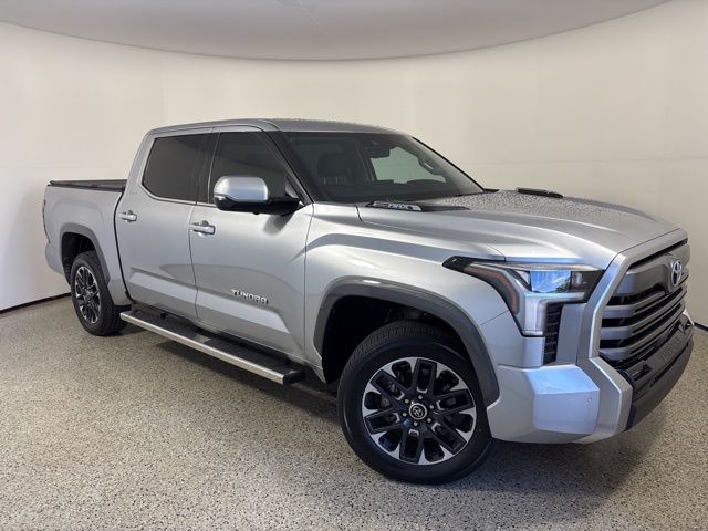 2023 Toyota Tundra Limited photo 2