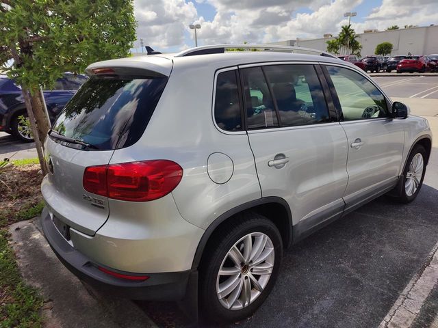 Used 2013 Volkswagen Tiguan SE with VIN WVGBV3AX3DW588627 for sale in Royal Palm Beach, FL