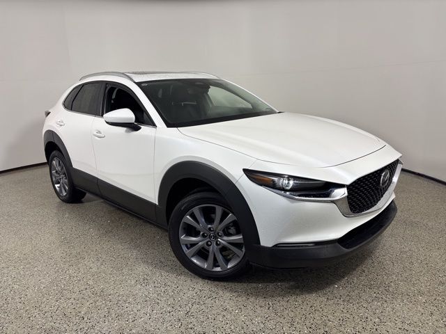 2025 Mazda CX-30 2.5 S Preferred photo 2