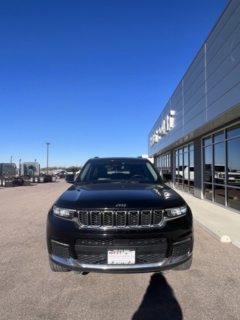 2021 Jeep Grand Cherokee Limited photo 3