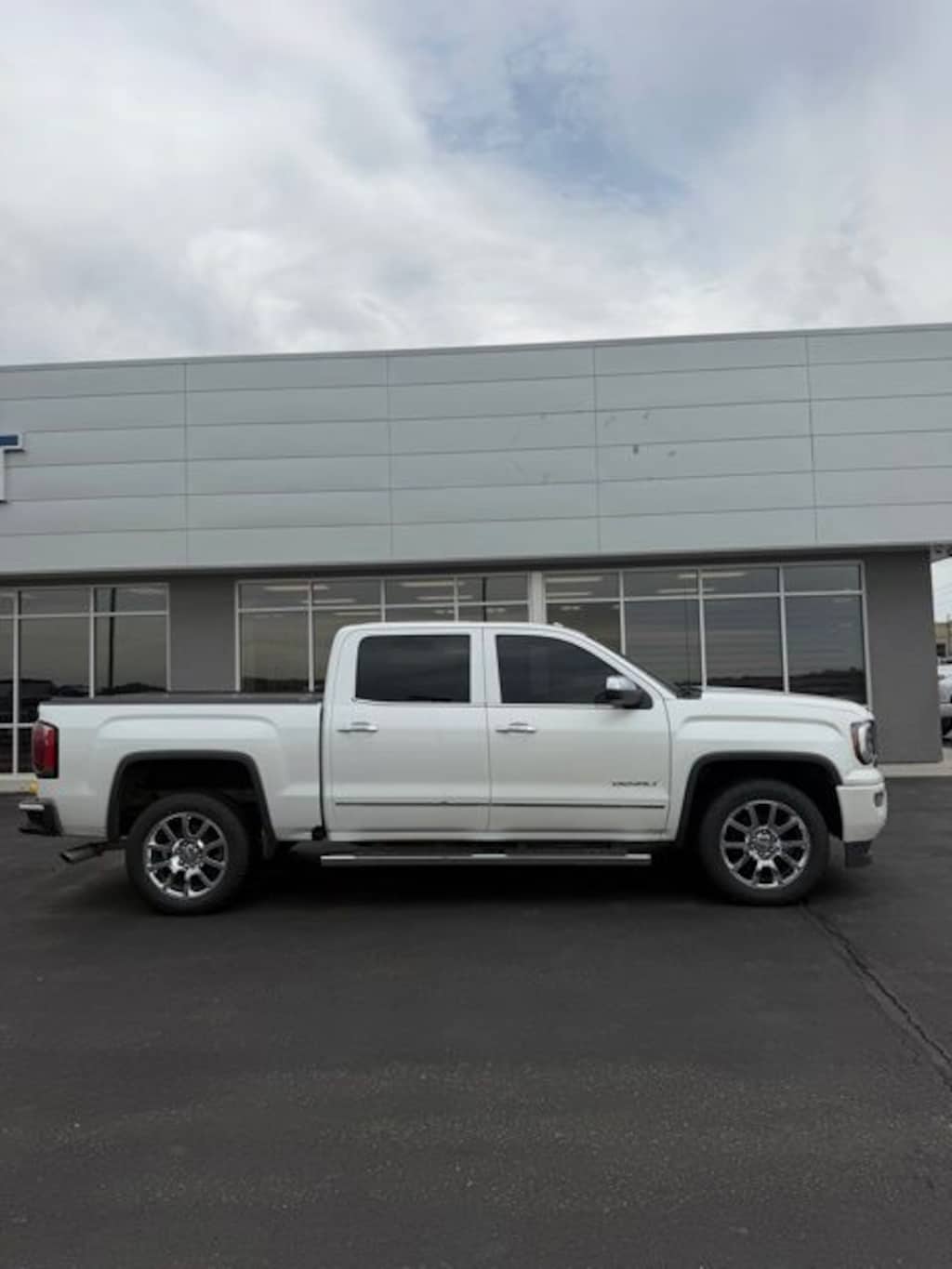 Used 2017 GMC Sierra 1500 Denali Truck Crew Cab