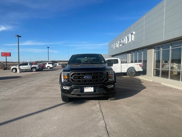 2021 Ford F-150 XLT photo 3