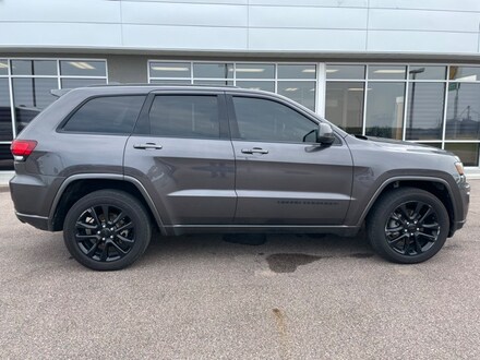2020 Jeep Grand Cherokee Laredo SUV