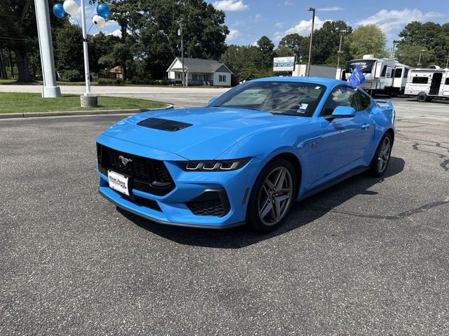 2025 Ford Mustang Coupe 