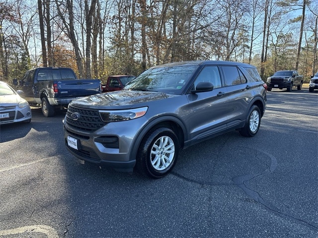 2021 Ford Explorer Base's photo