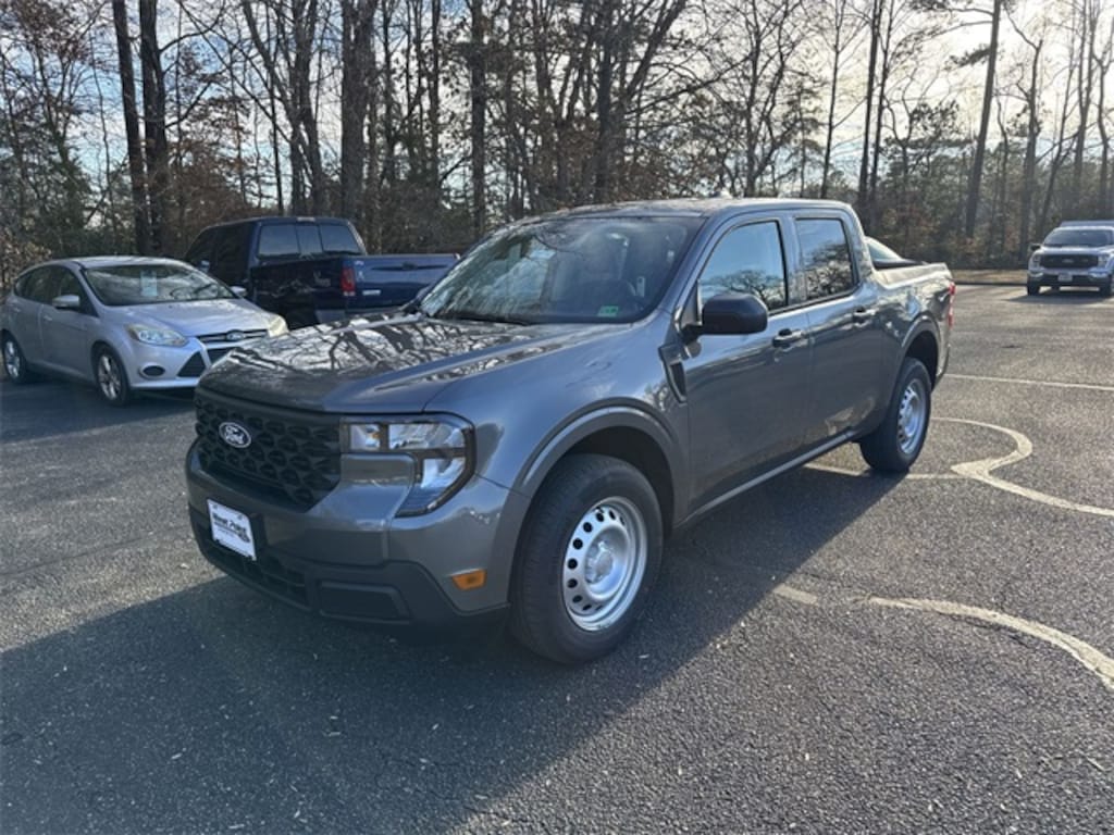 New 2026 Ford Maverick XL Crew Cab