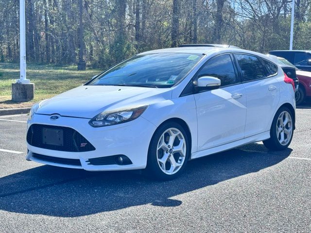 2013 Ford Focus Hatchback 