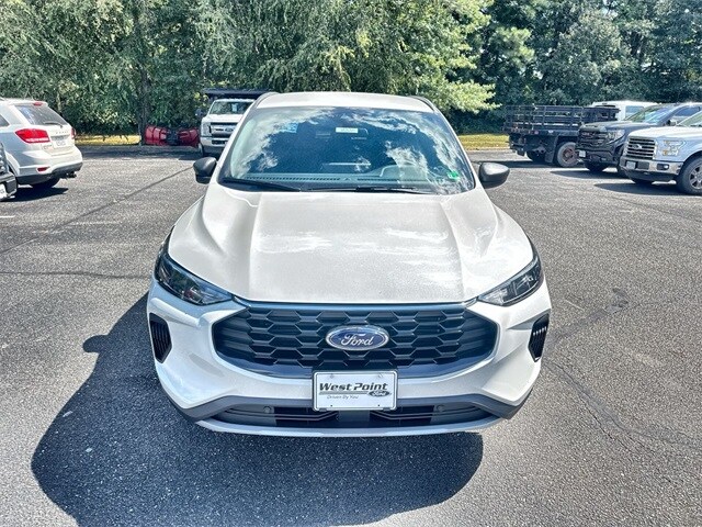 2025 Ford Escape ST-Line photo 3