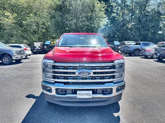 2026 Ford F-250 Lariat photo 2