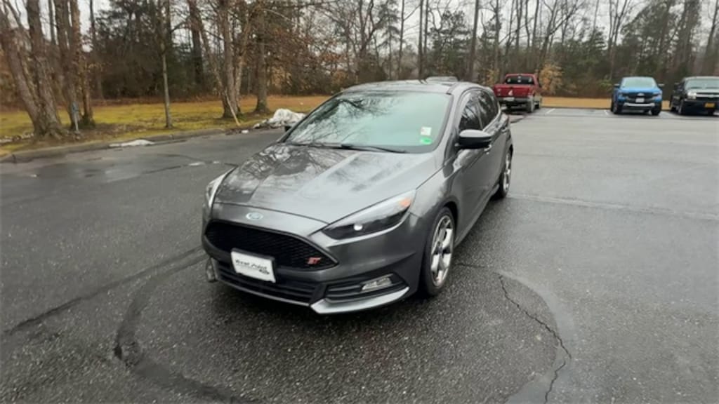 Used 2018 Ford Focus ST Hatchback