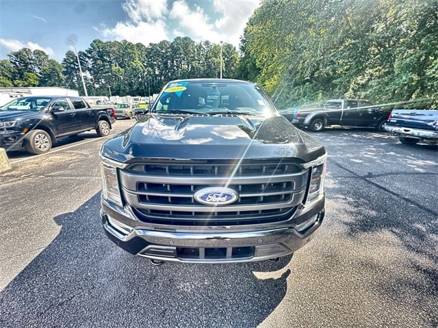 2023 Ford F-150 Lariat photo 2
