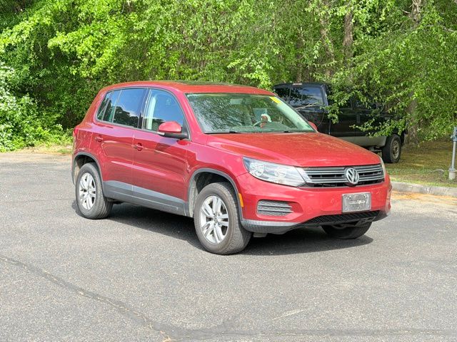 Used 2013 Volkswagen Tiguan S with VIN WVGBV3AX8DW069749 for sale in West Point, VA