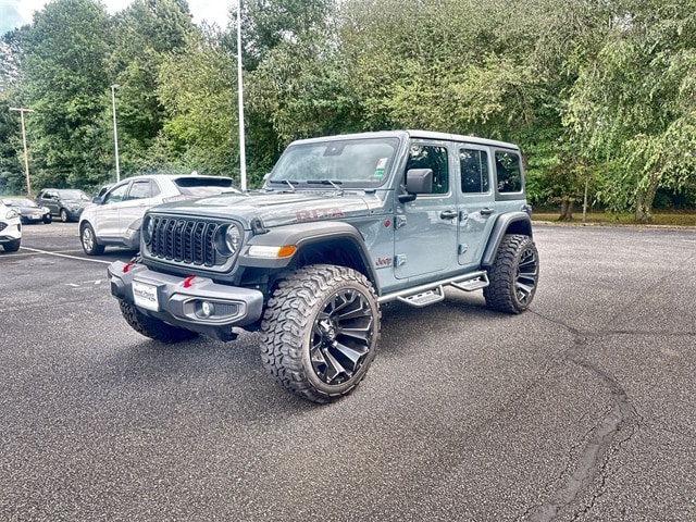 2024 Jeep Wrangler 4-Door Rubicon's photo