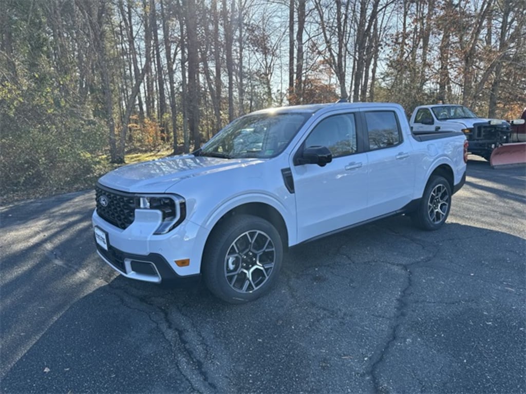 New 2026 Ford Maverick XL Crew Cab