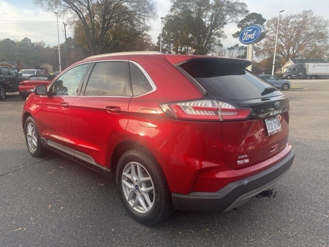 2021 Ford Edge SEL photo 3