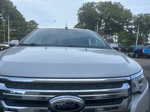 2012 Ford Edge SEL photo 2
