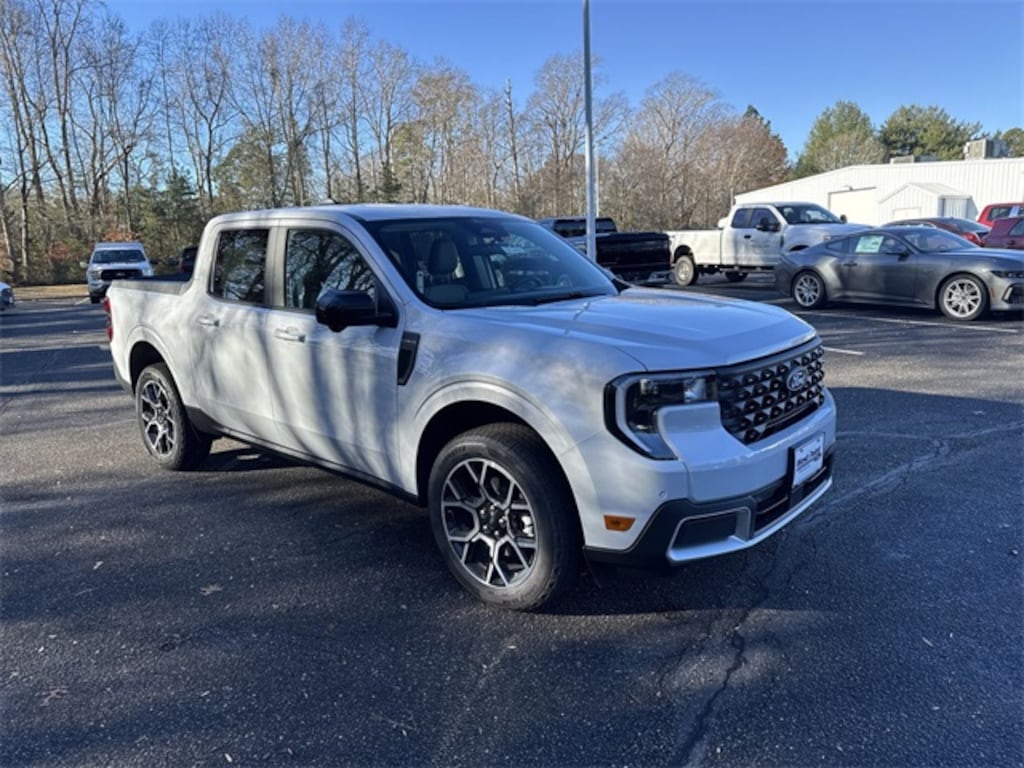 New 2026 Ford Maverick XL Crew Cab