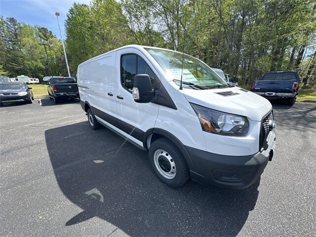 2025 Ford Transit photo 2
