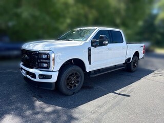 2026 Ford F-350 Lariat Crew Cab