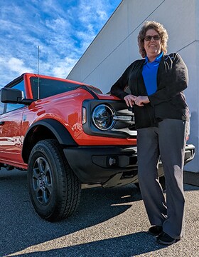 Staff member Janet Melton from ID_a6e11d865489