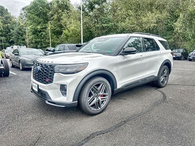 2025 Ford Explorer Sport Utility 