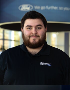 Staff member Max Oley from ID_0729b0047d27