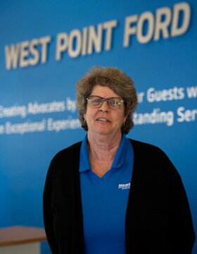 Staff member Janet Melton from ID_a6e11d865489