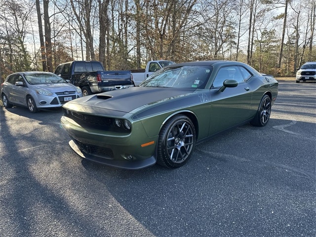 2019 Dodge Challenger R/T's photo