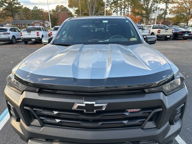 2024 Chevrolet Colorado Trail Boss photo 2