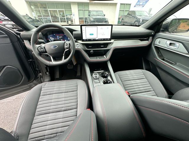 2025 Ford Explorer ST-LINE - Photo 23