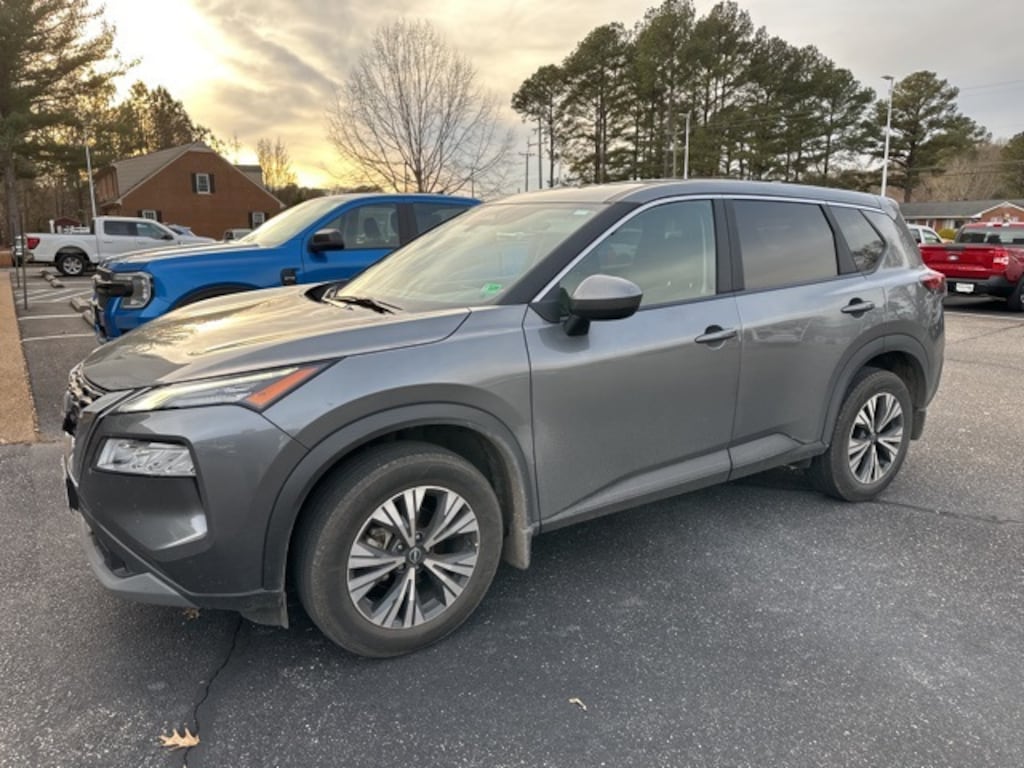 Used 2023 Nissan Rogue SV SUV