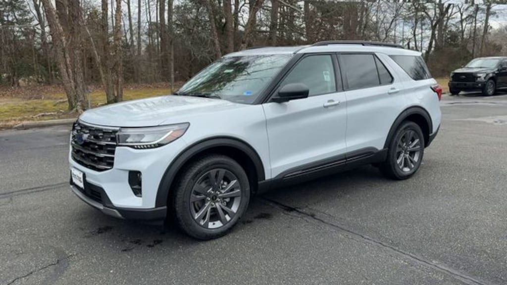 New 2026 Ford Explorer Active Sport Utility