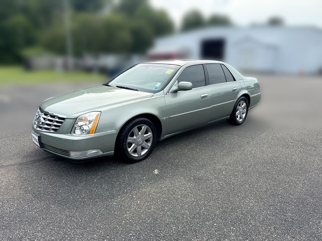 2006 Cadillac DTS's photo