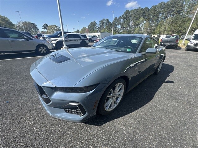 2025 Ford Mustang GT Premium photo 4