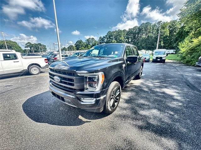 2023 Ford F-150 Lariat photo 3