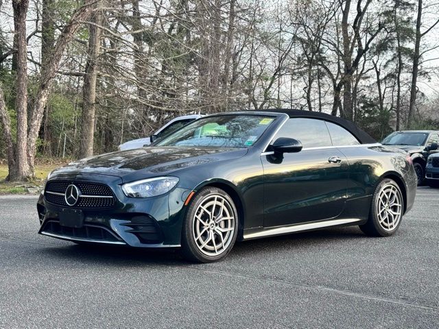 2023 Mercedes-Benz E-Class E450 Cabriolet's photo