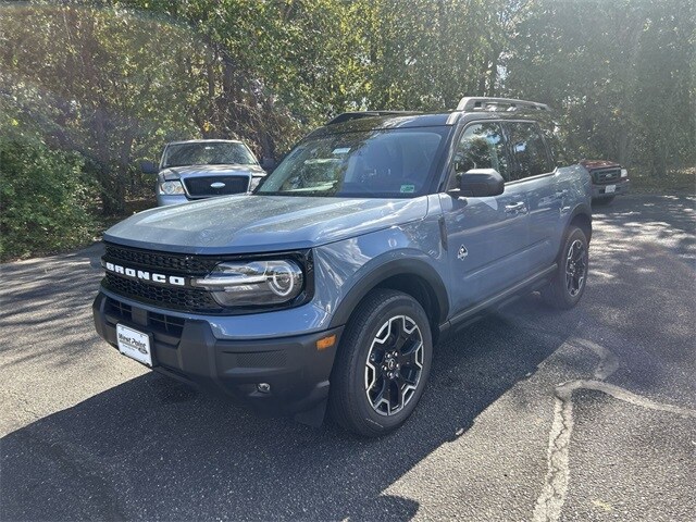 2025 Ford Bronco Sport Outer Banks photo 4