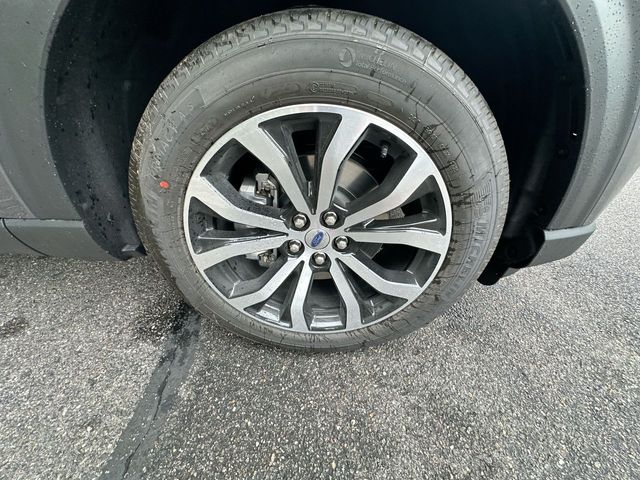 2025 Ford Explorer ST-LINE - Photo 16