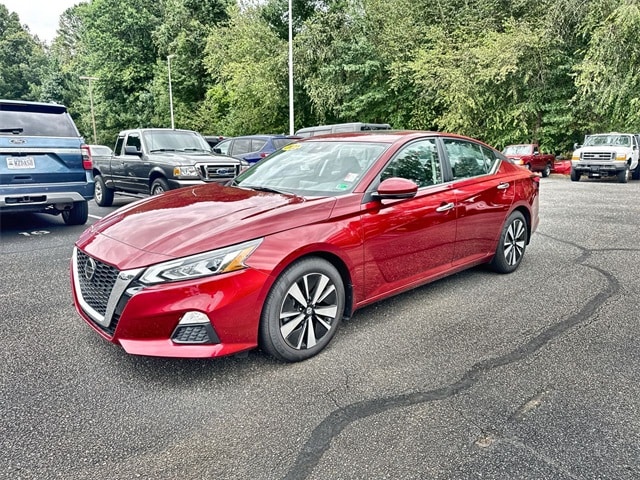 2022 Nissan Altima SV