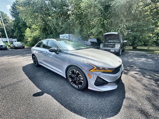 2021 Kia K5 GT-Line photo 2