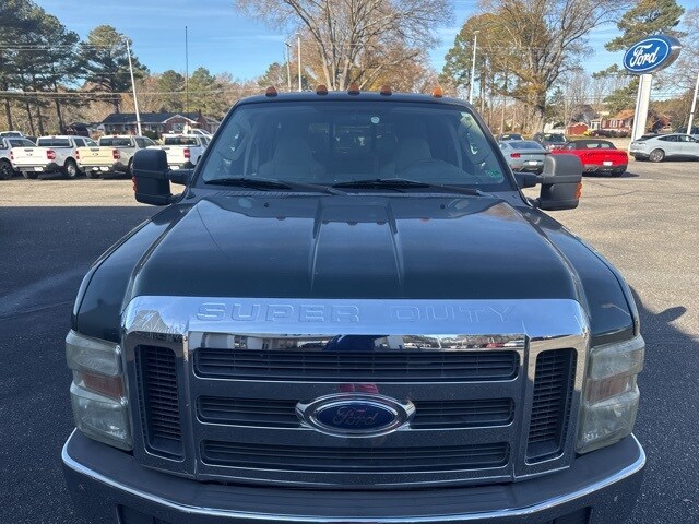 2008 Ford F-250 photo 2