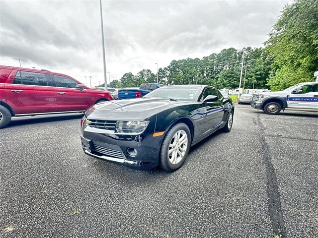 2015 Chevrolet Camaro 1LT photo 4