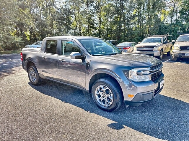2023 Ford Maverick XLT photo 2