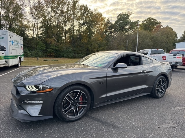 2018 Ford Mustang Coupe 