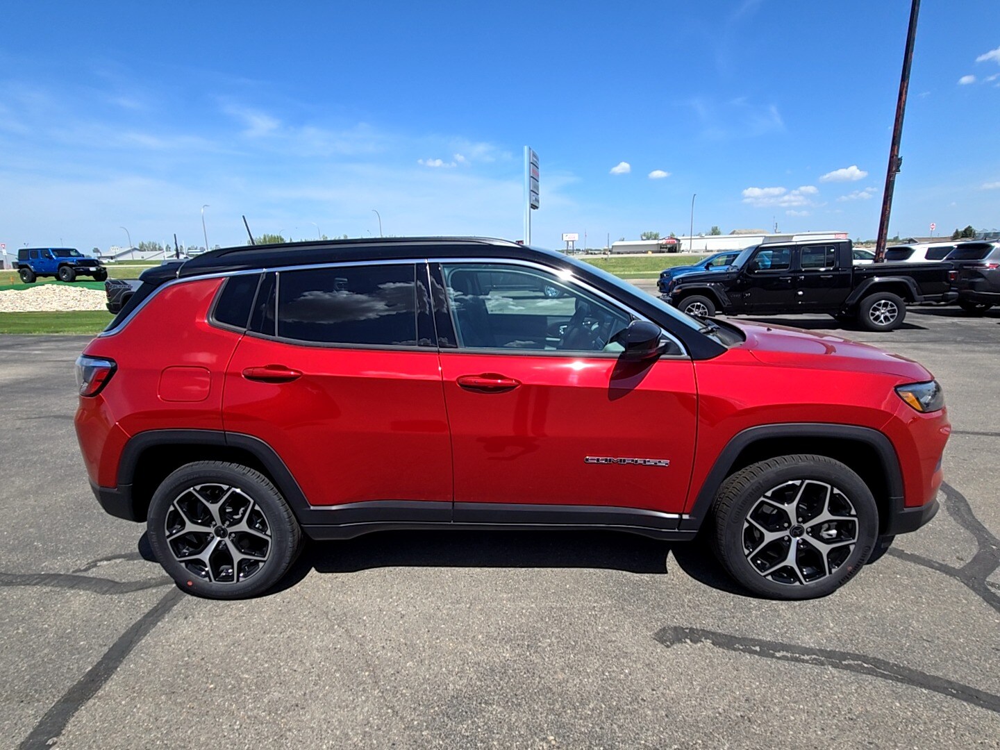 2025 Jeep Compass Limited photo 3