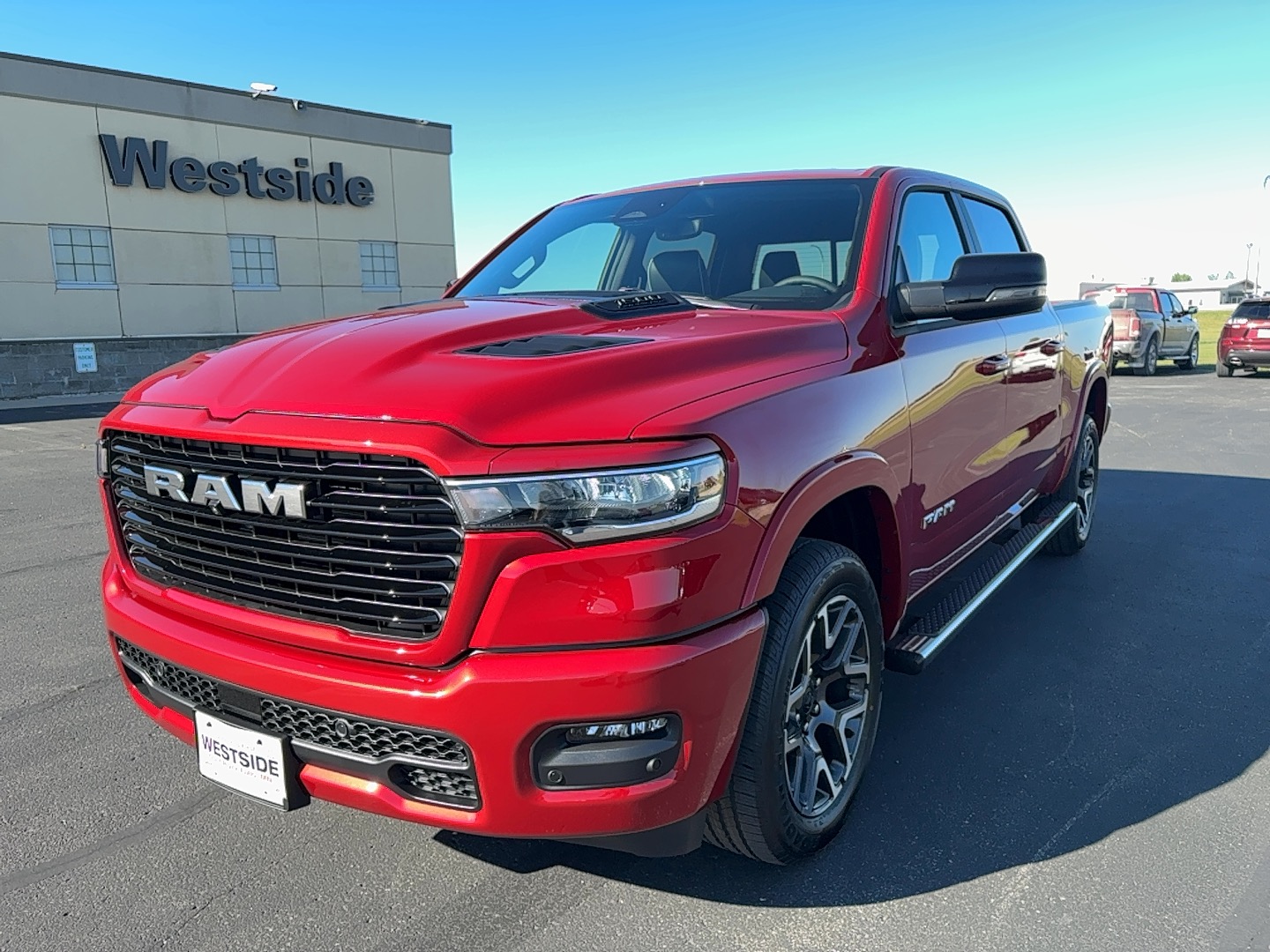 2027 Ram 1500 LARAMIE CREW CAB 4X4 5'7 BOX Pickup
