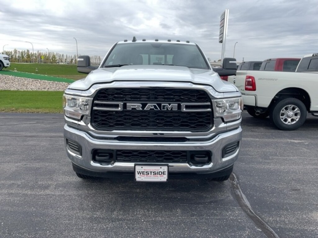 New 2024 Ram 3500 TRADESMAN CREW CAB 4X4 8' BOX For Sale Thief River Falls MN