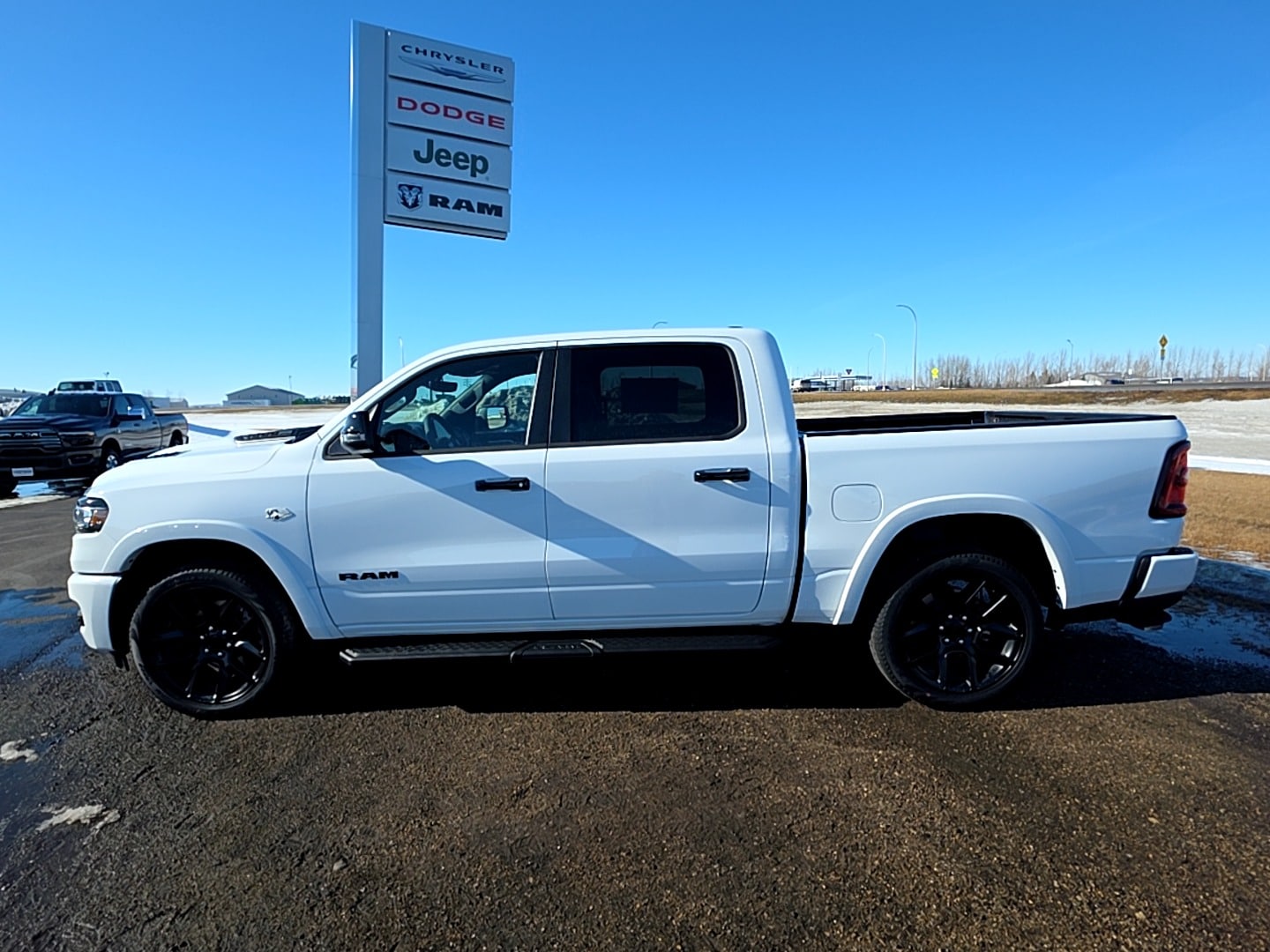 2026 RAM 1500 Laramie - Photo 8