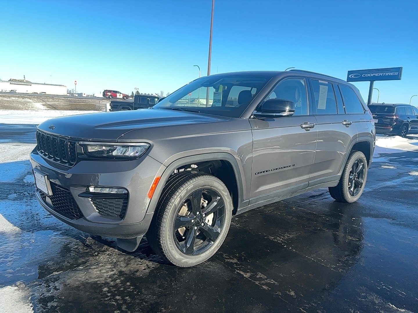 2023 Jeep Grand Cherokee Limited's photo