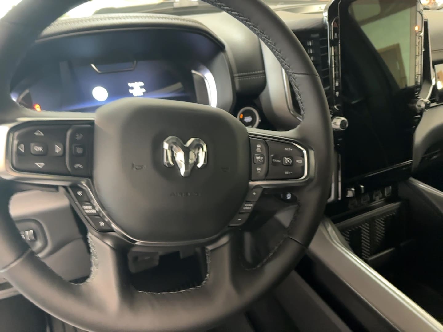 2026 RAM 1500 Laramie - Photo 13